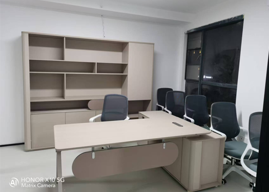 装修公司办公室家具